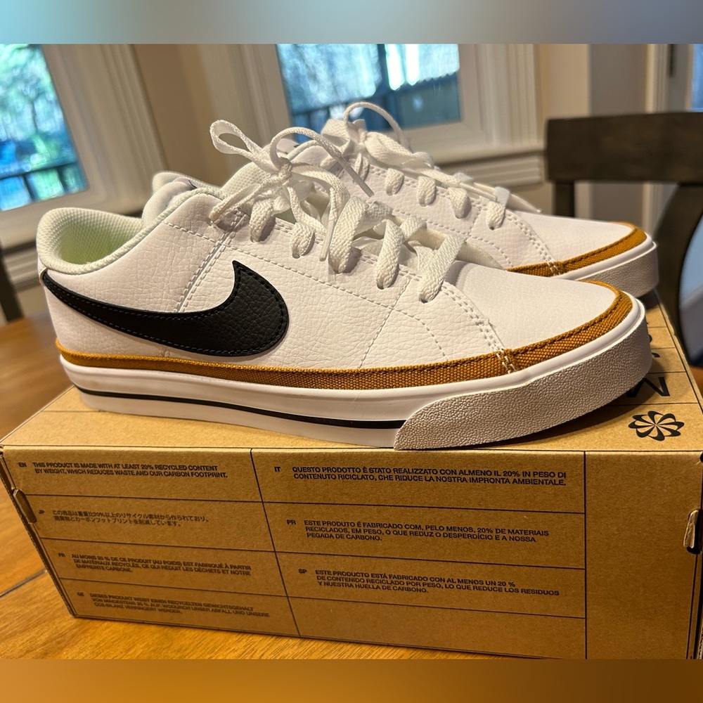 Nike Legacy Court Shoes Women’s 9